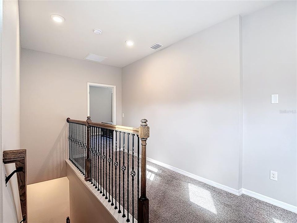 Active With Contract: $380,000 (3 beds, 2 baths, 1920 Square Feet)