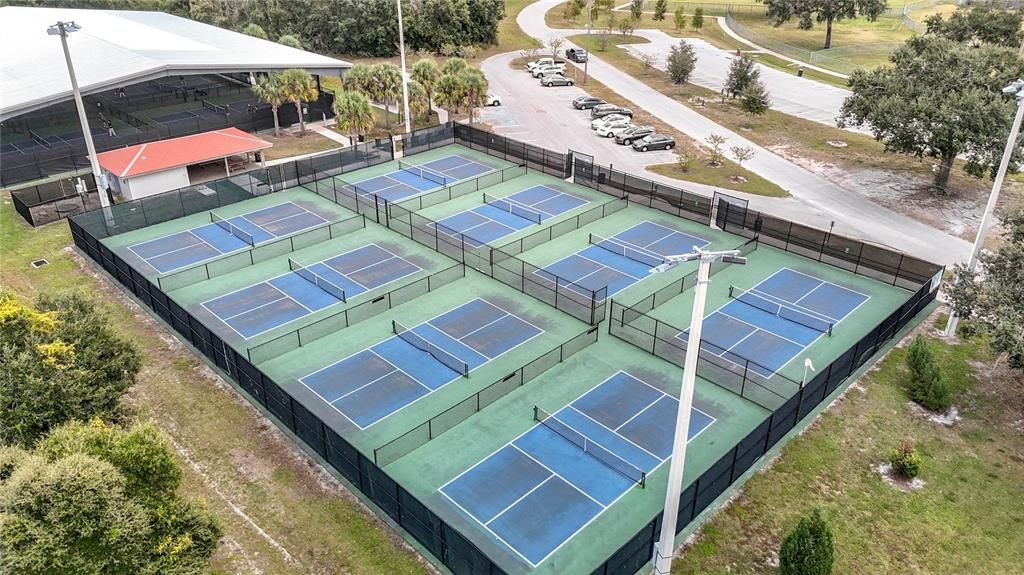 Active With Contract: $380,000 (3 beds, 2 baths, 1920 Square Feet)