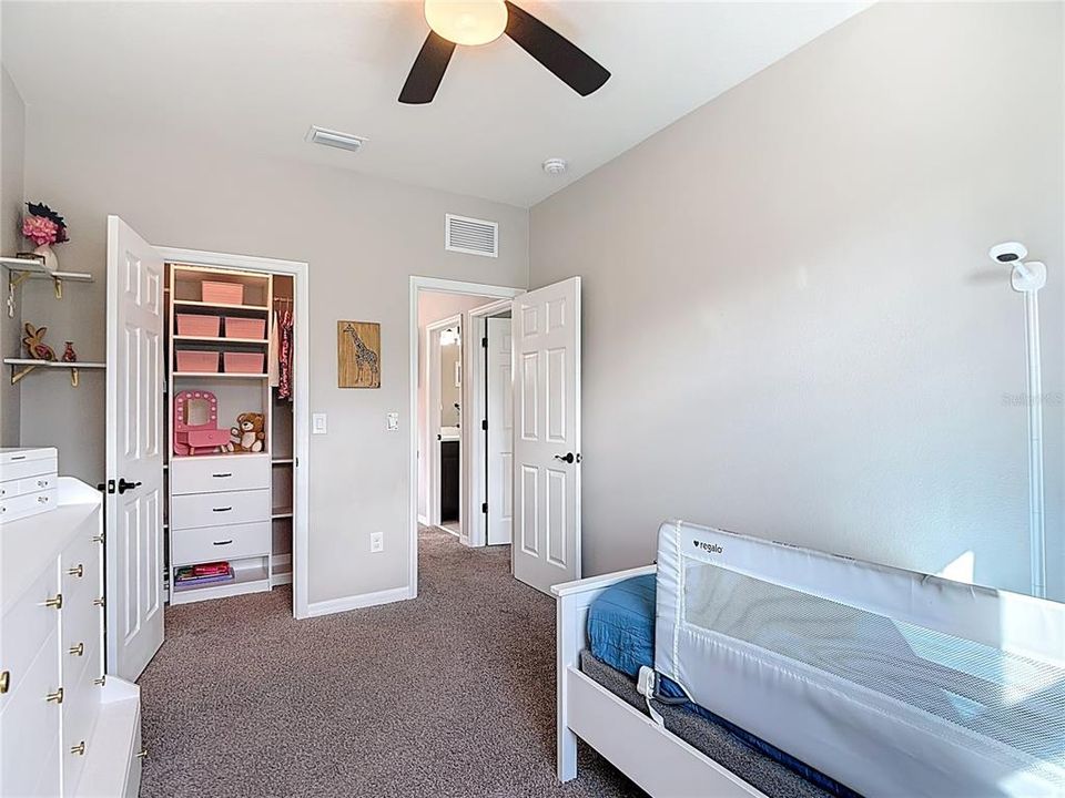 Active With Contract: $380,000 (3 beds, 2 baths, 1920 Square Feet)