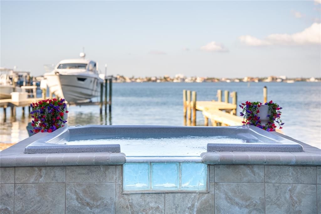 For Sale: $3,100,000 (5 beds, 4 baths, 4096 Square Feet)