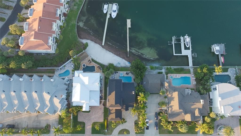 For Sale: $3,100,000 (5 beds, 4 baths, 4096 Square Feet)