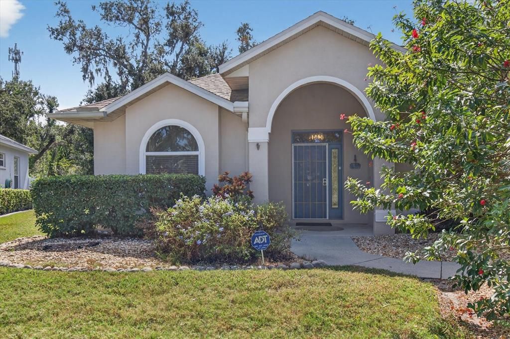 For Sale: $390,000 (3 beds, 2 baths, 2108 Square Feet)