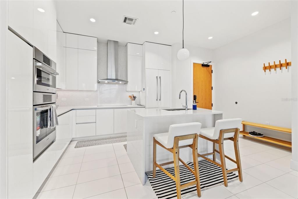 For Rent: $4,200 (2 beds, 2 baths, 1430 Square Feet)