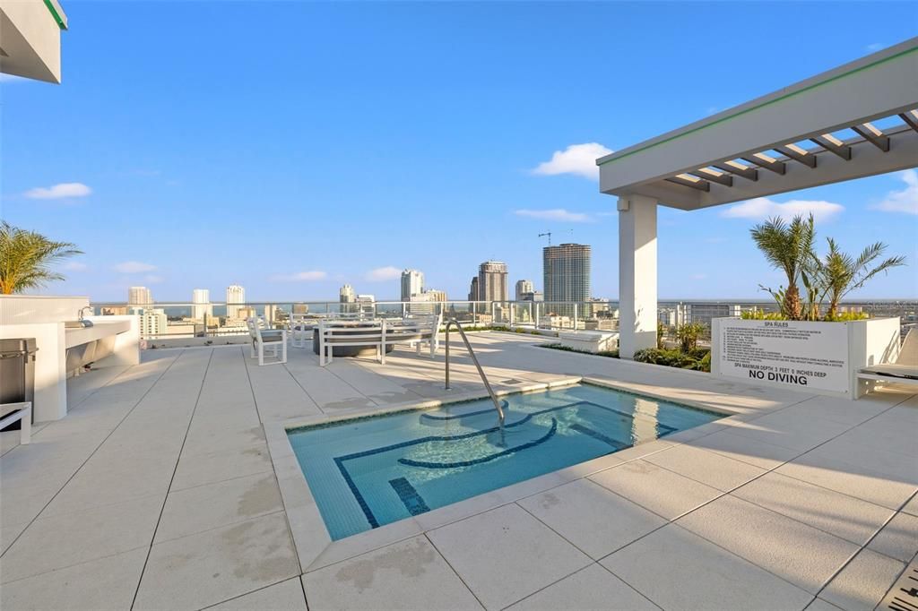 For Rent: $4,200 (2 beds, 2 baths, 1430 Square Feet)