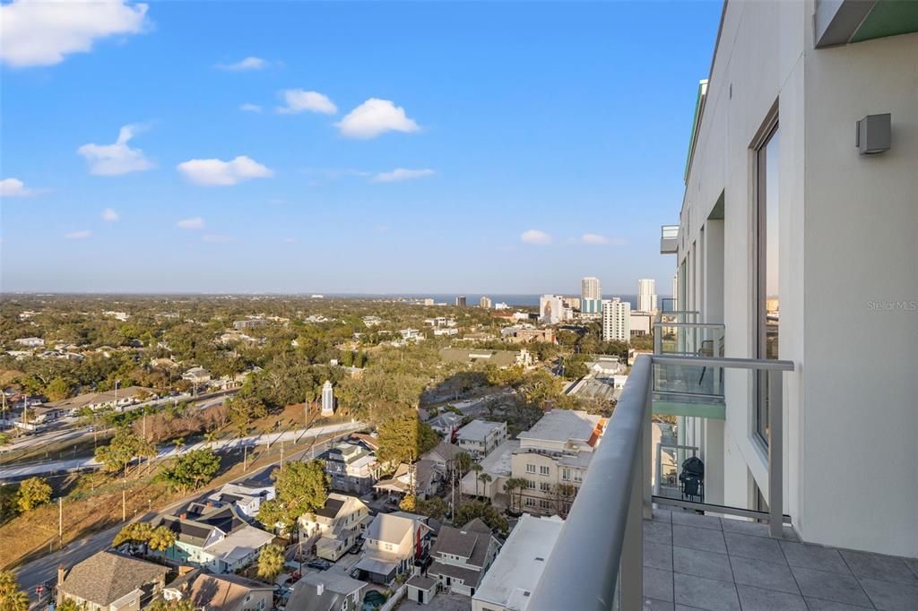 For Rent: $4,200 (2 beds, 2 baths, 1430 Square Feet)