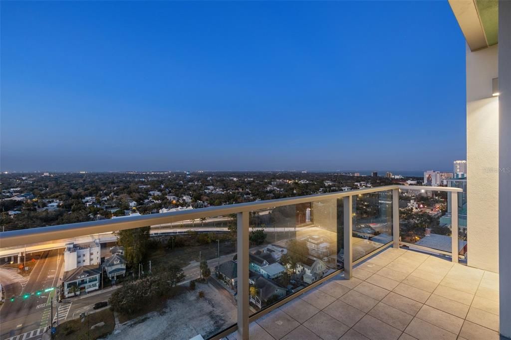 For Rent: $4,200 (2 beds, 2 baths, 1430 Square Feet)