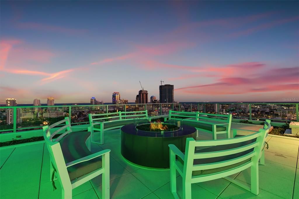 For Rent: $4,200 (2 beds, 2 baths, 1430 Square Feet)