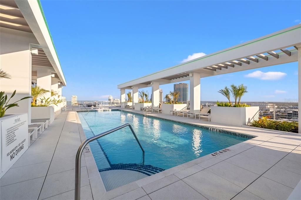 For Rent: $4,200 (2 beds, 2 baths, 1430 Square Feet)