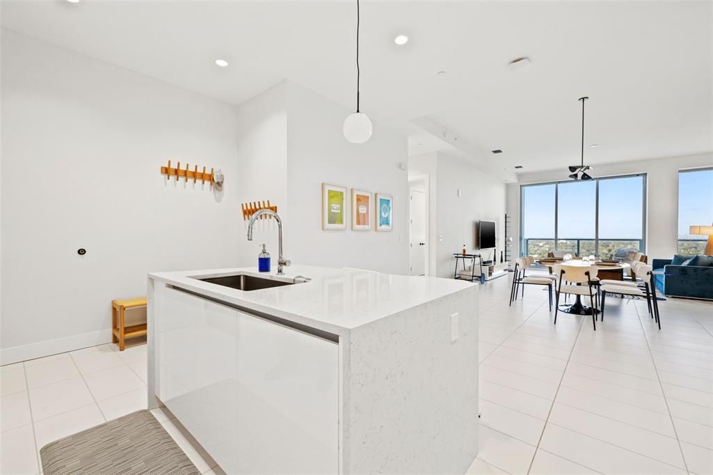 For Rent: $4,200 (2 beds, 2 baths, 1430 Square Feet)