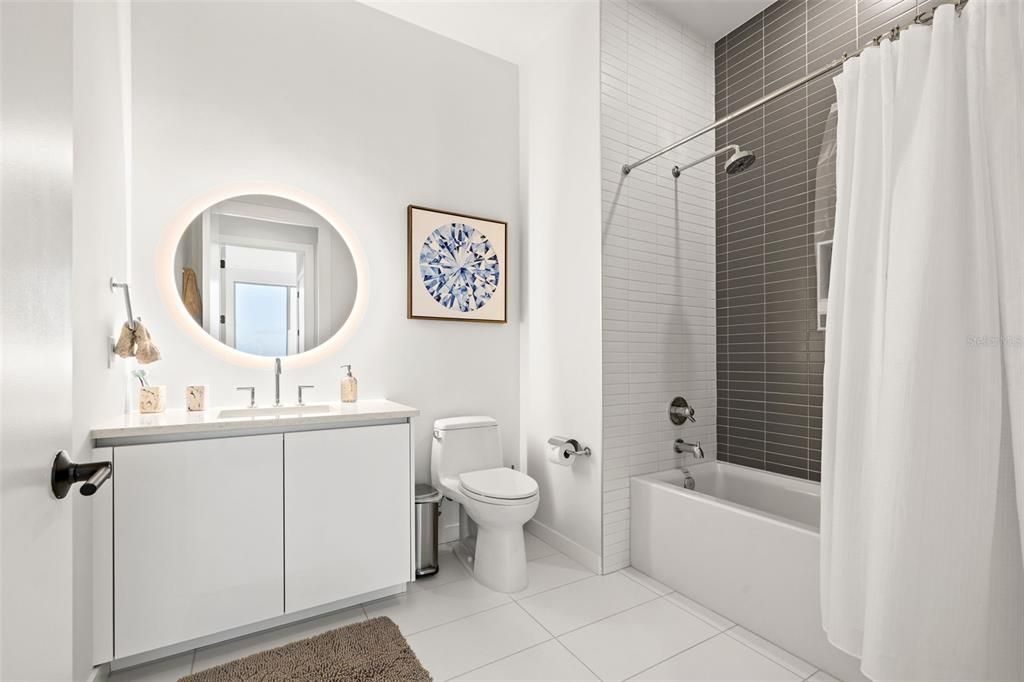 For Rent: $4,200 (2 beds, 2 baths, 1430 Square Feet)