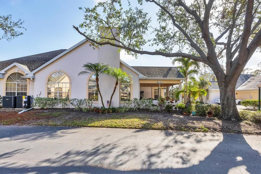 合同活跃: $309,000 (3 贝兹, 2 浴室, 1452 平方英尺)