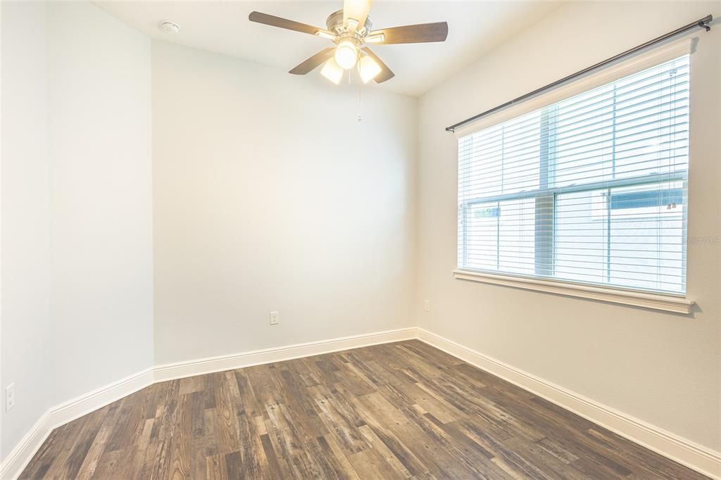 For Sale: $425,000 (3 beds, 2 baths, 1863 Square Feet)