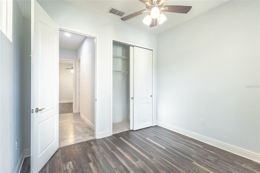 For Sale: $425,000 (3 beds, 2 baths, 1863 Square Feet)