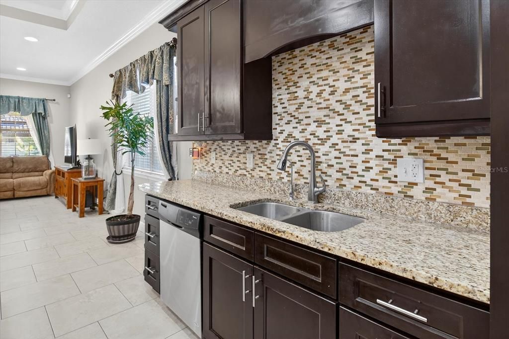 Active With Contract: $578,900 (4 beds, 2 baths, 2217 Square Feet)