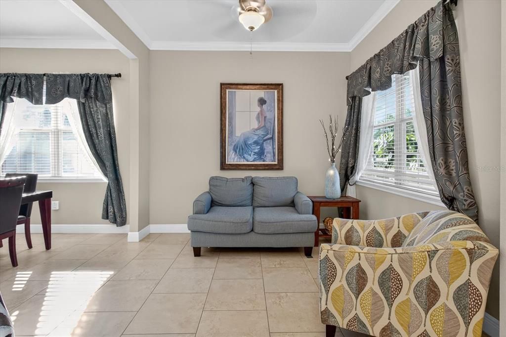 Active With Contract: $578,900 (4 beds, 2 baths, 2217 Square Feet)