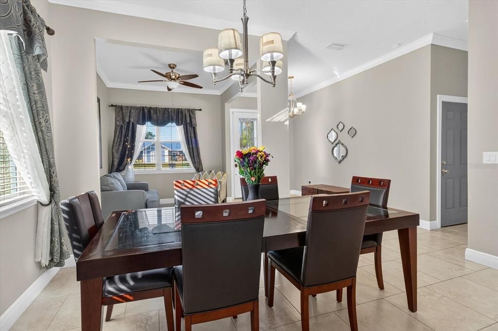 Active With Contract: $578,900 (4 beds, 2 baths, 2217 Square Feet)