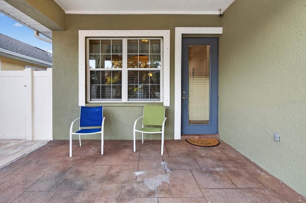 Active With Contract: $578,900 (4 beds, 2 baths, 2217 Square Feet)