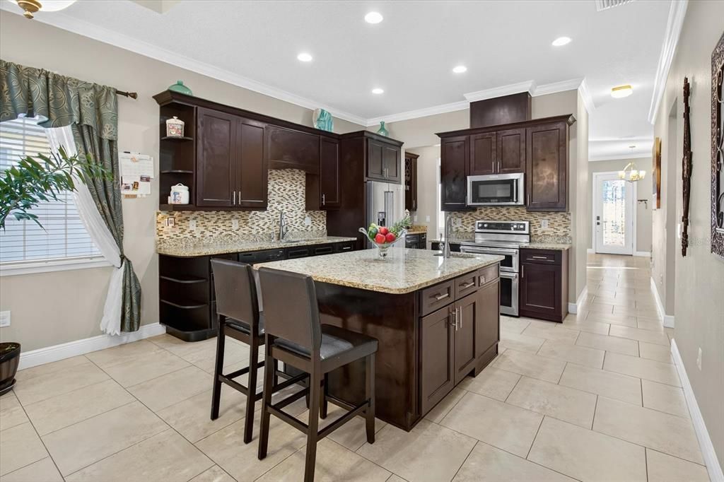 Active With Contract: $578,900 (4 beds, 2 baths, 2217 Square Feet)