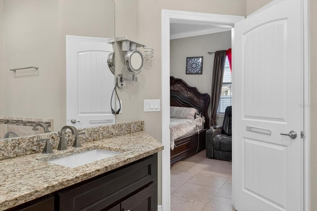 Active With Contract: $578,900 (4 beds, 2 baths, 2217 Square Feet)