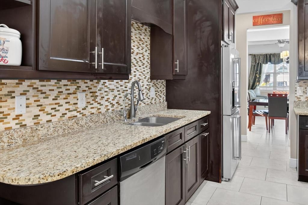 Active With Contract: $578,900 (4 beds, 2 baths, 2217 Square Feet)