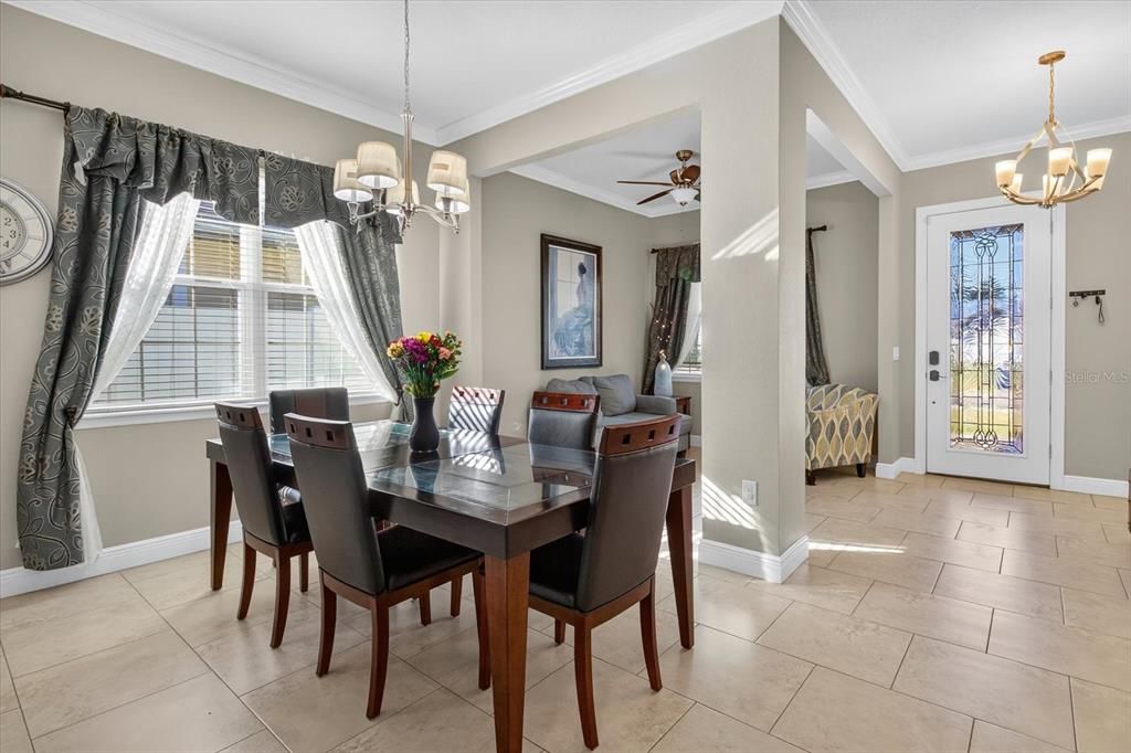 Active With Contract: $578,900 (4 beds, 2 baths, 2217 Square Feet)