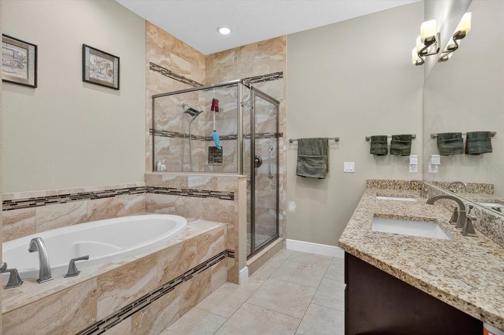 Active With Contract: $578,900 (4 beds, 2 baths, 2217 Square Feet)