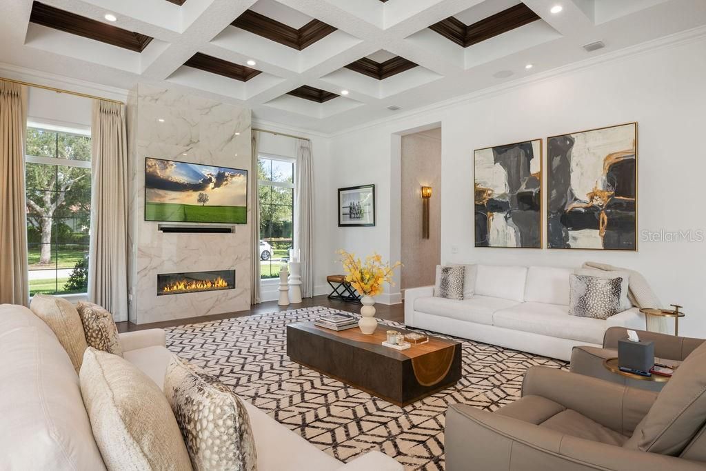 For Sale: $5,250,000 (5 beds, 6 baths, 7600 Square Feet)