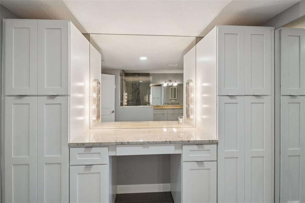 For Sale: $1,150,000 (2 beds, 2 baths, 1930 Square Feet)