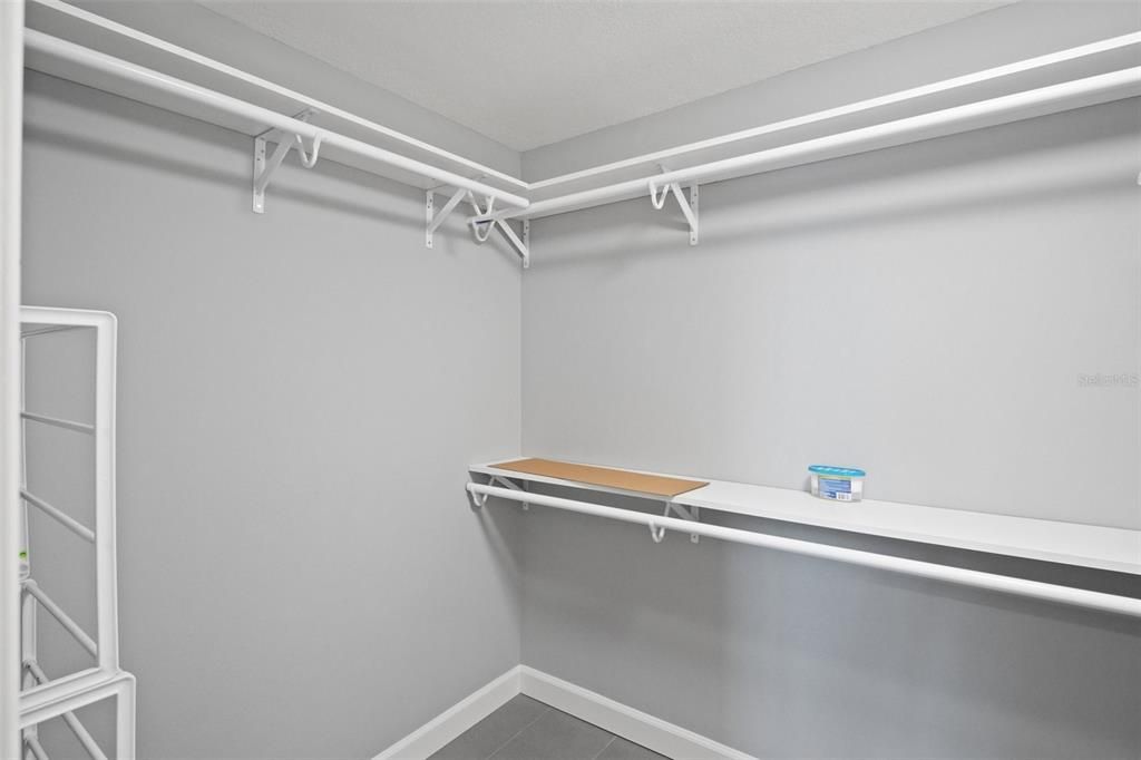 For Sale: $1,150,000 (2 beds, 2 baths, 1930 Square Feet)