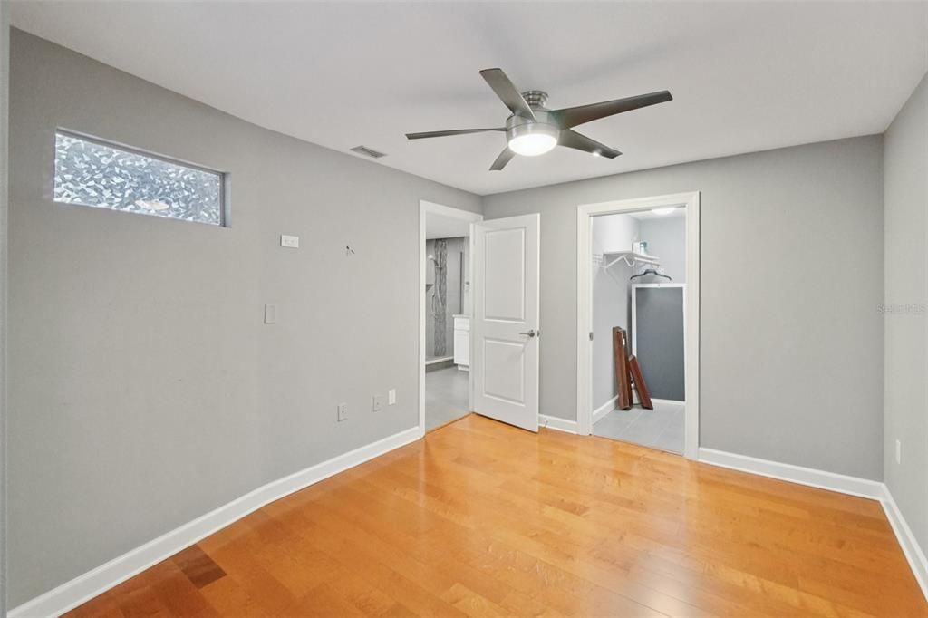 For Sale: $1,150,000 (2 beds, 2 baths, 1930 Square Feet)