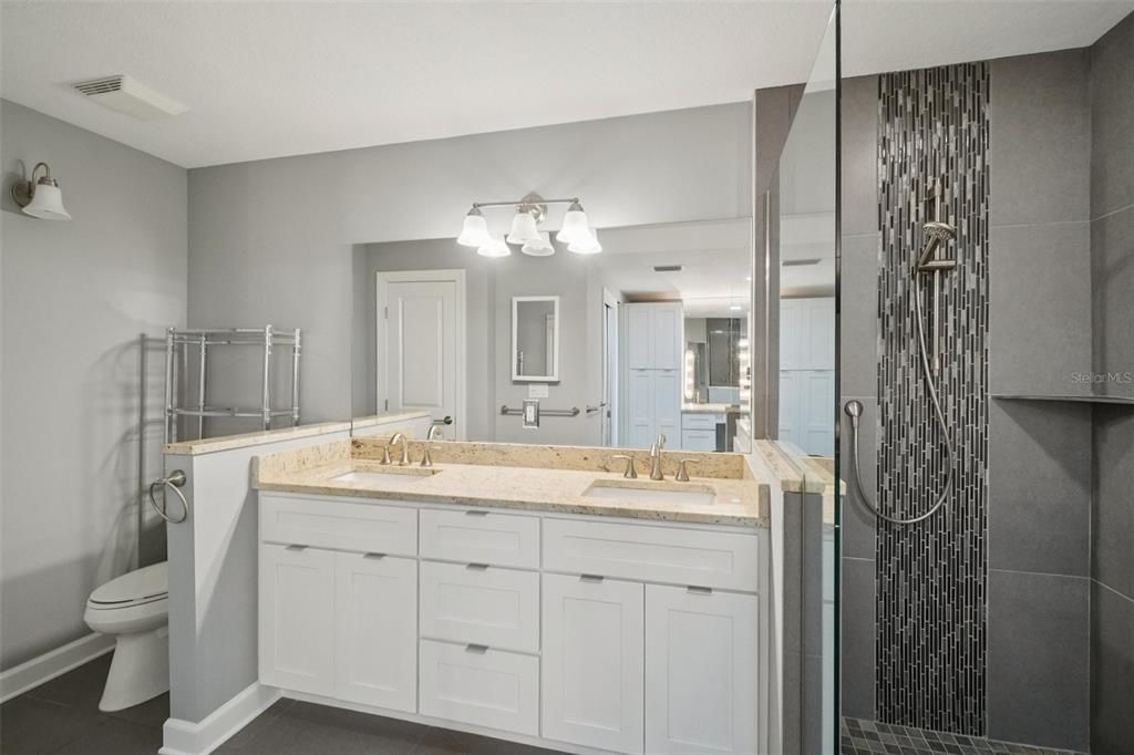 For Sale: $1,150,000 (2 beds, 2 baths, 1930 Square Feet)