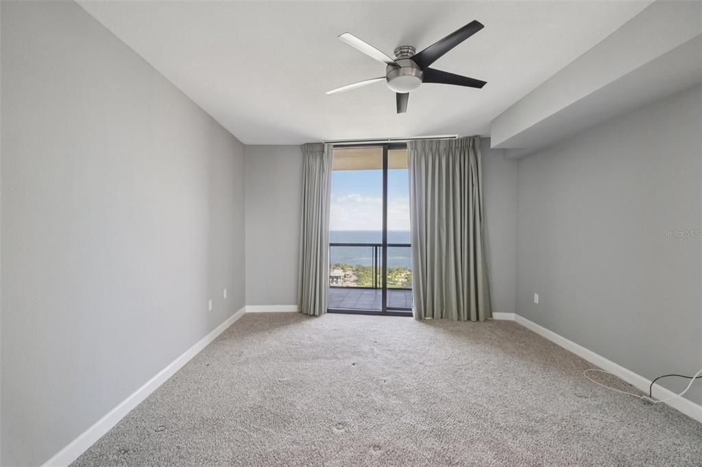 For Sale: $1,150,000 (2 beds, 2 baths, 1930 Square Feet)