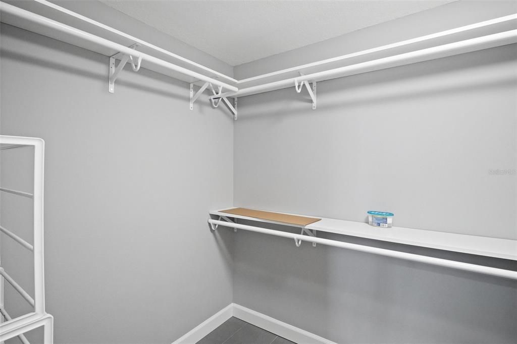 For Sale: $1,150,000 (2 beds, 2 baths, 1930 Square Feet)