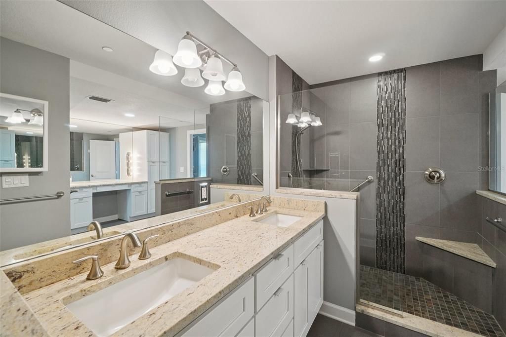 For Sale: $1,150,000 (2 beds, 2 baths, 1930 Square Feet)