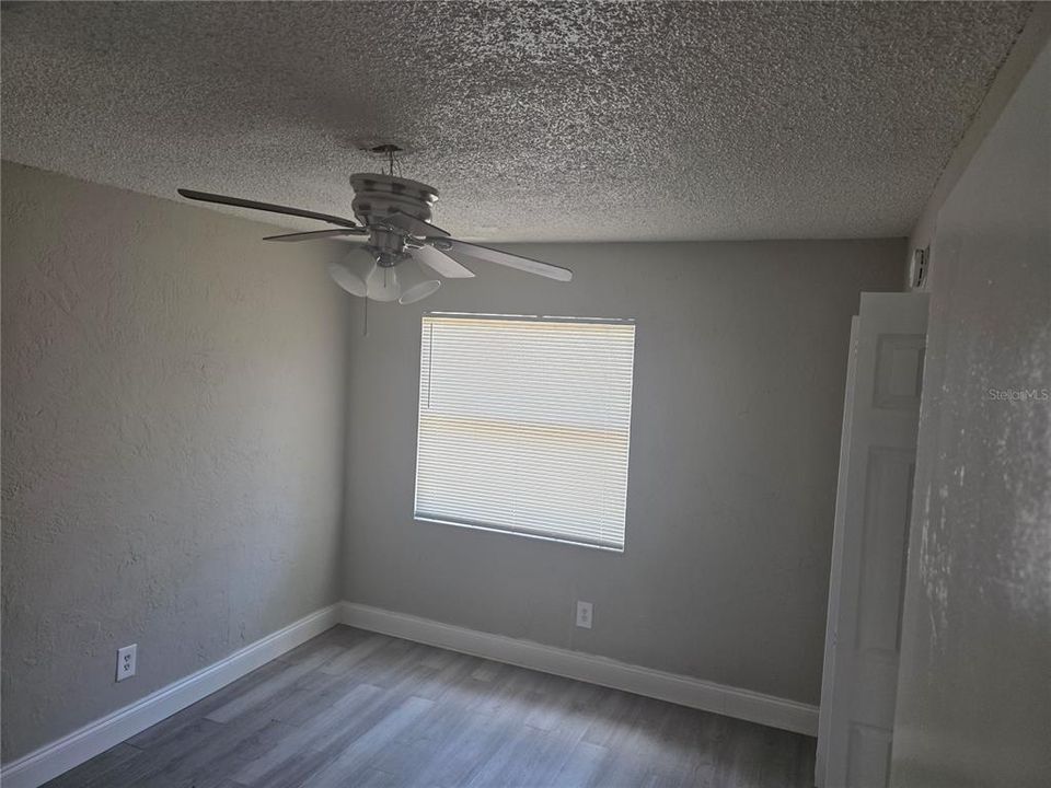 Activo con contrato: $350,000 (0 camas, 0 baños, 1584 Pies cuadrados)