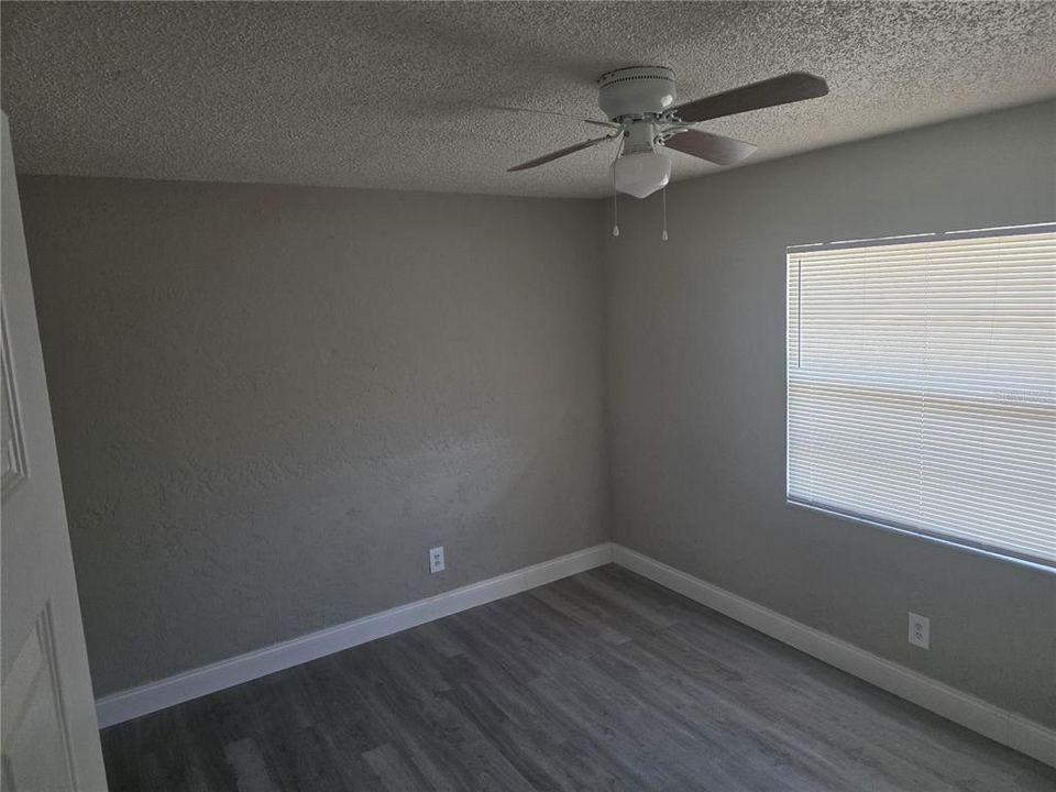 Activo con contrato: $350,000 (0 camas, 0 baños, 1584 Pies cuadrados)