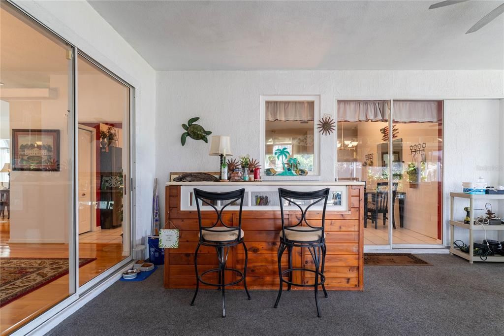 待售: $515,000 (4 贝兹, 2 浴室, 2341 平方英尺)