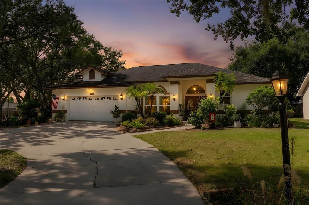 待售: $515,000 (4 贝兹, 2 浴室, 2341 平方英尺)