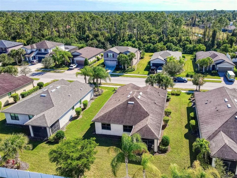 Active With Contract: $295,000 (3 beds, 2 baths, 1684 Square Feet)