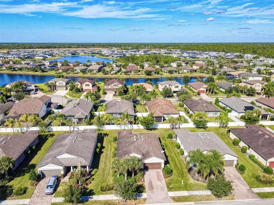 Active With Contract: $295,000 (3 beds, 2 baths, 1684 Square Feet)