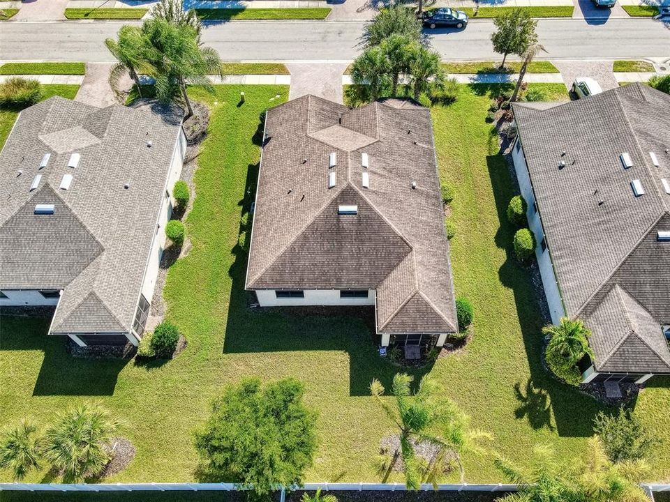 Active With Contract: $295,000 (3 beds, 2 baths, 1684 Square Feet)