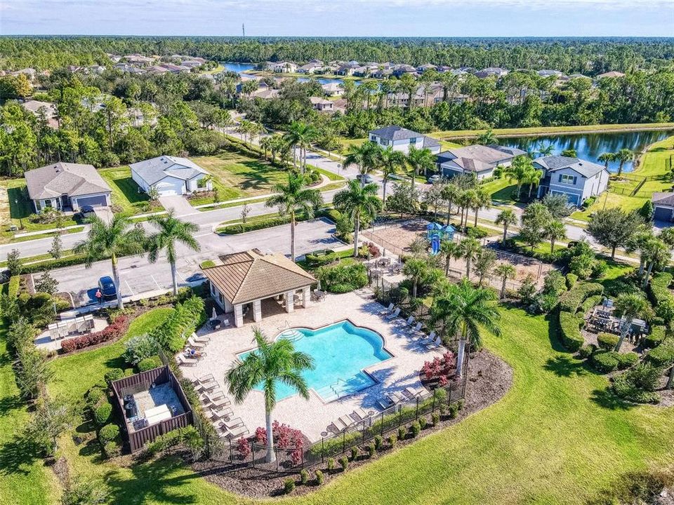 Active With Contract: $295,000 (3 beds, 2 baths, 1684 Square Feet)