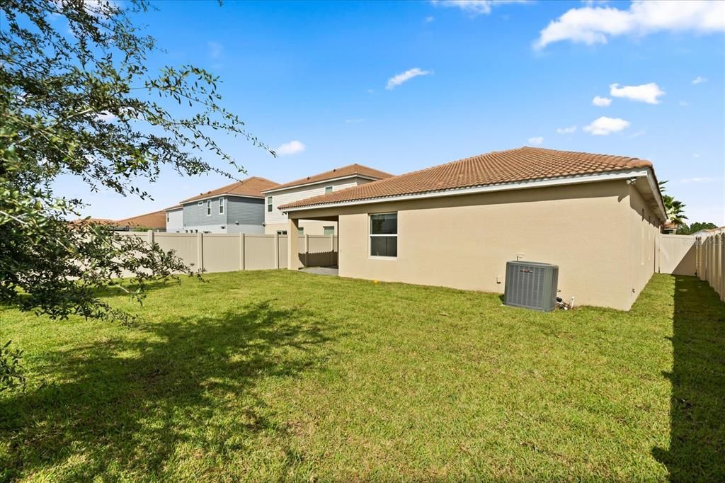 For Sale: $384,900 (4 beds, 2 baths, 1994 Square Feet)