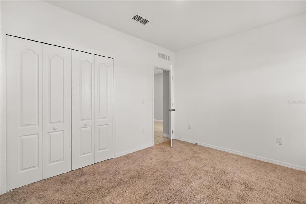 For Sale: $384,900 (4 beds, 2 baths, 1994 Square Feet)