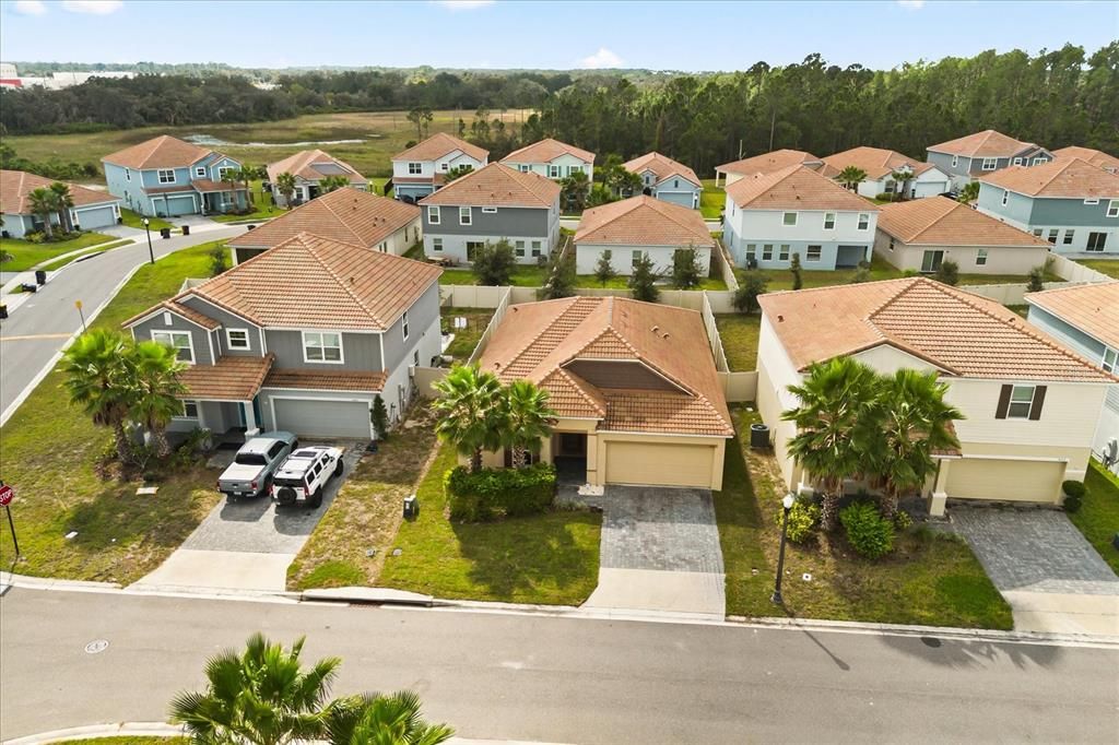 For Sale: $384,900 (4 beds, 2 baths, 1994 Square Feet)