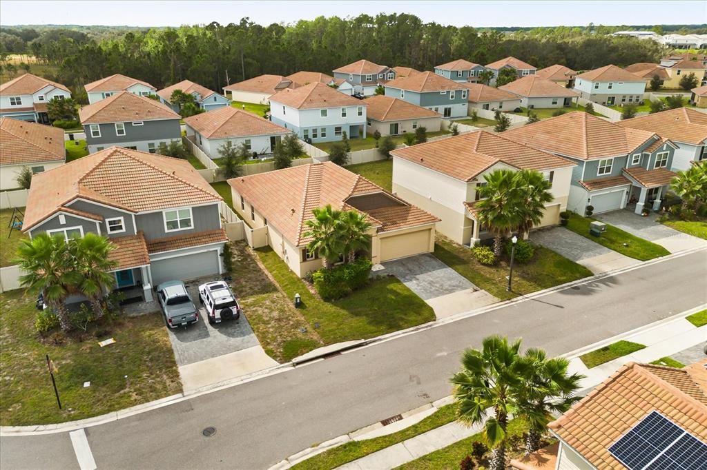 For Sale: $384,900 (4 beds, 2 baths, 1994 Square Feet)