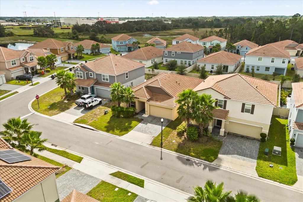 For Sale: $384,900 (4 beds, 2 baths, 1994 Square Feet)