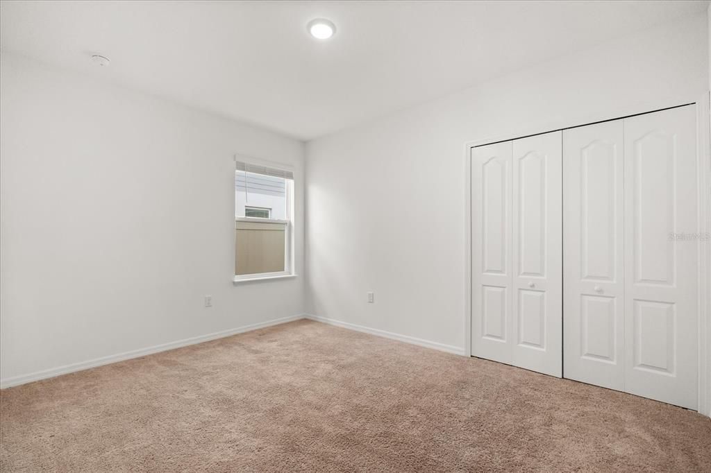 For Sale: $384,900 (4 beds, 2 baths, 1994 Square Feet)