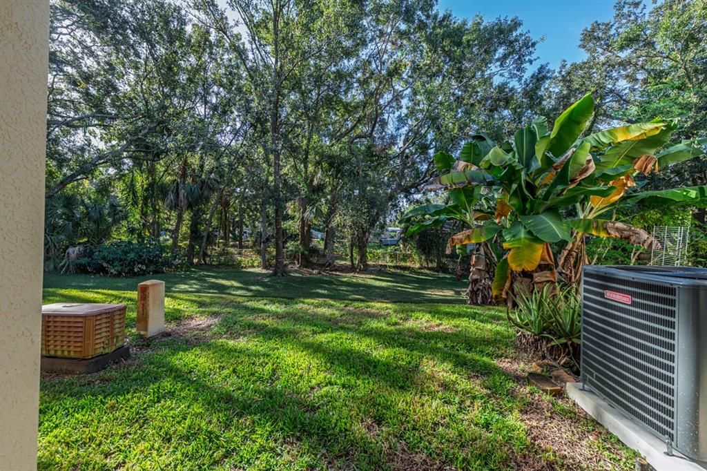 For Sale: $215,000 (2 beds, 2 baths, 1328 Square Feet)