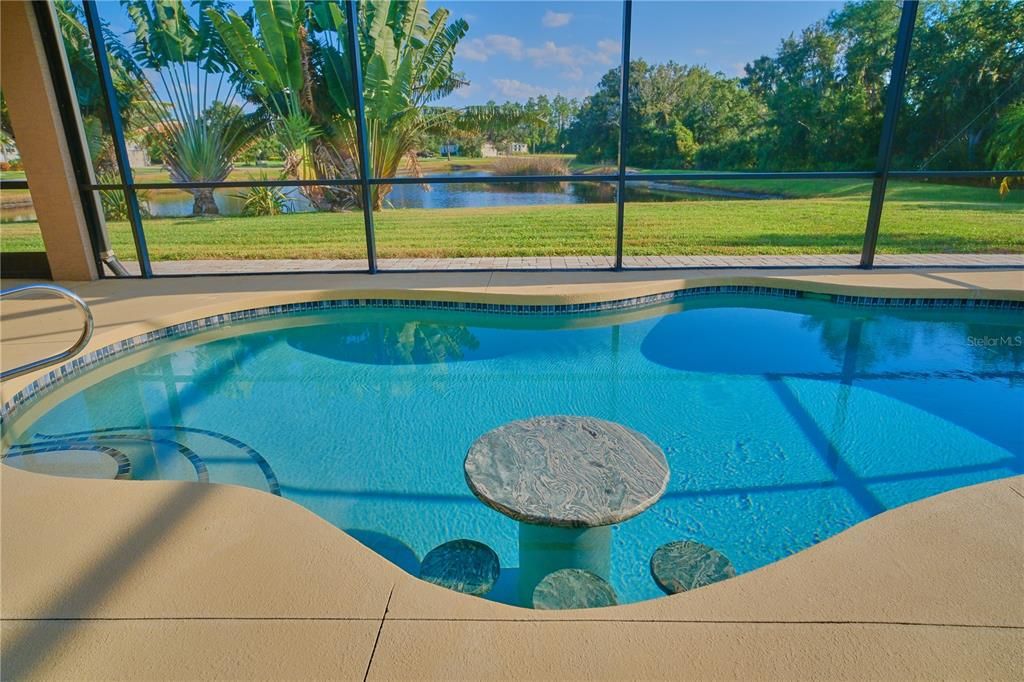 合同活跃: $829,000 (4 贝兹, 3 浴室, 3164 平方英尺)